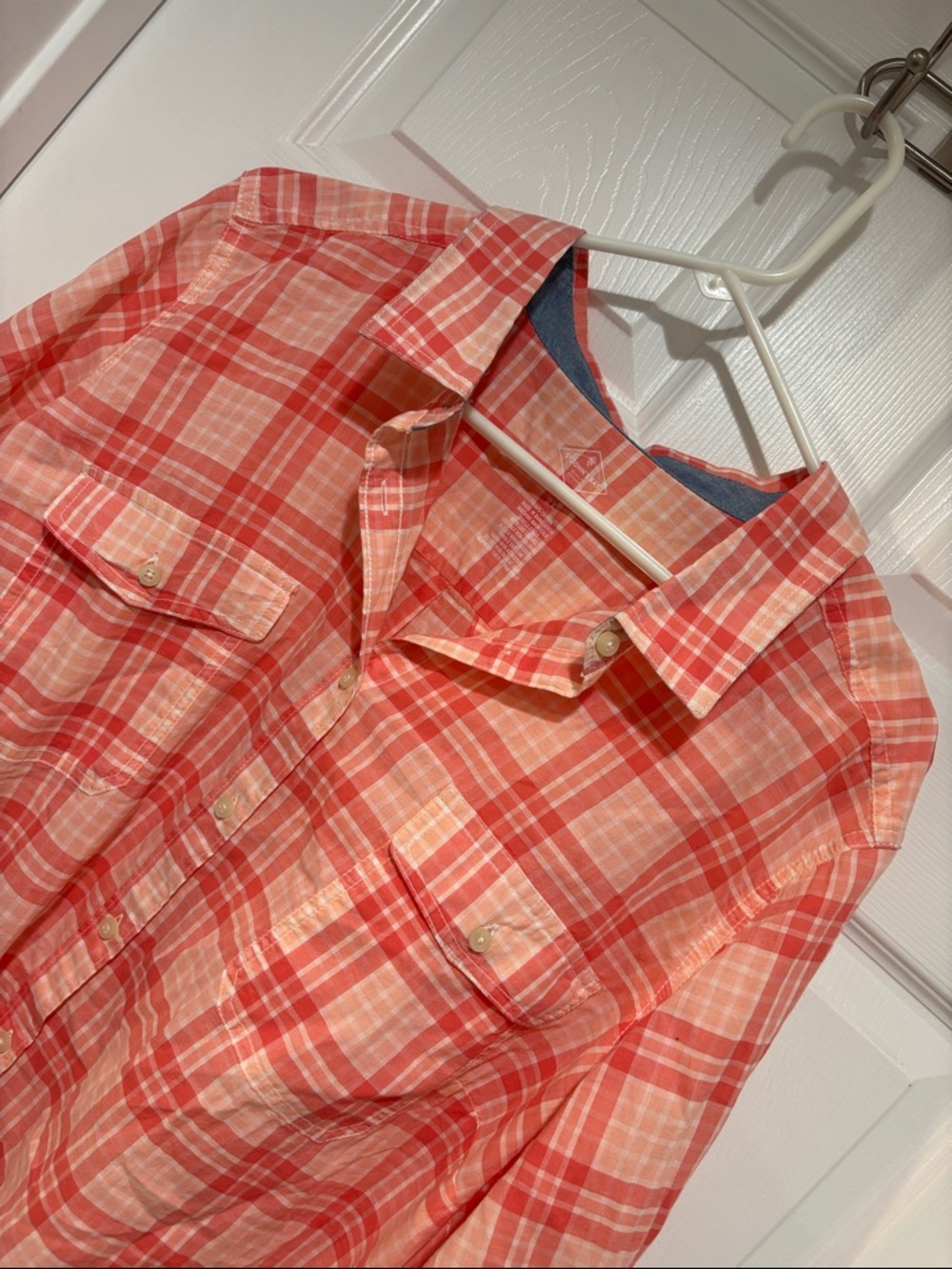 ST. JOHN’S BAY NWT Coral Plaid Rolled-Cuff Button-Up Shirt